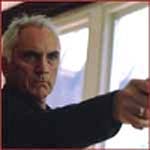 Εγγλέζος, Ο