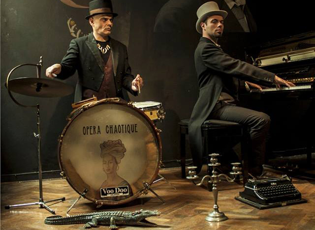 Opera Chaotique: Οι αλχημιστές του σουρεαλιστικού καμπαρέ