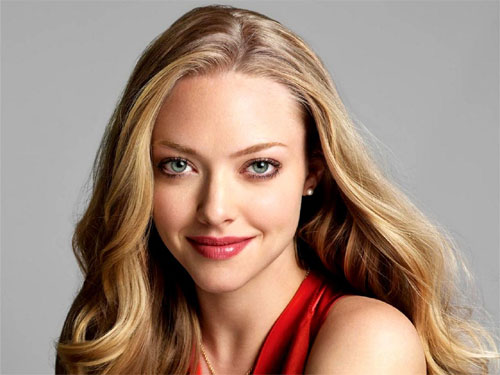 Αμάντα Σέιφριντ: γεννημένη σαν σήμερα