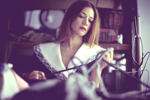 Οι γυναίκες των παραστάσεων που τραβούν τα βλέμματα