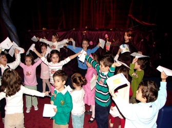 Εργαστήρια στην Παραμυθοχώρα