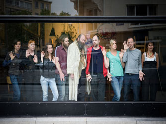 «Οι παραθεριστές» του Μαξίμ Γκόρκι από τους tgSTAN