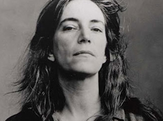 Patricia Lee (Patti Smith): Μια αληθινή «ιέρεια» κάτω από την Ακρόπολη