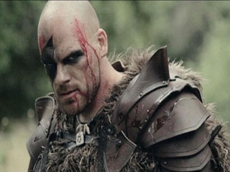 Τα Χρονικά του Δρακοφοίνικα: Αδάμαστος