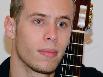 Ενας βιρτουόζος της κιθάρας στο Ινστιτούτο Θερβάντες