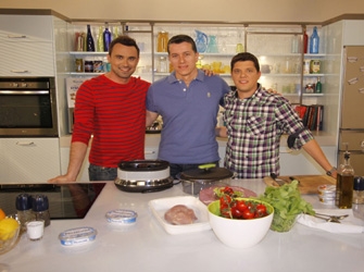 Η «Παρέα στην Κουζίνα» πάει για μπάνια