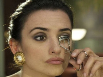 «Ραγισμένες Αγκαλιές», 25/4 MEGA