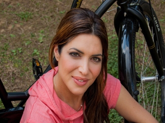 «Ποδηλατοδρομίες» με την Αφροδίτη Σημίτη