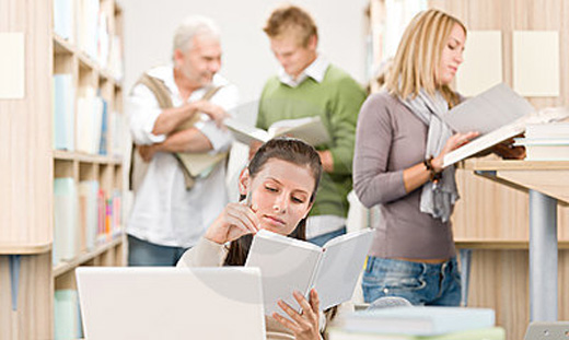 Χριστουγεννιάτικο παζάρι βιβλίων των εκδόσεων Γαβριηλίδης