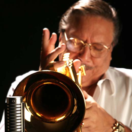 Αρτούρο Σαντοβάλ: Από τις φτωχογειτονιές της Κούβας στην κορυφή