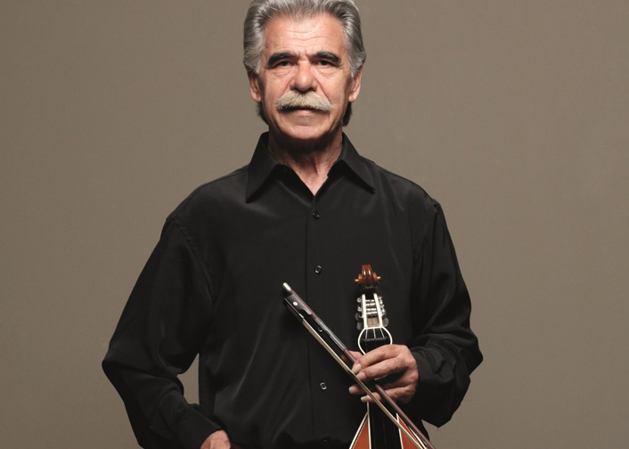 O Βασίλης Σκουλάς φέρνει ατμόσφαιρα Κρήτης στη Νέα Σμύρνη