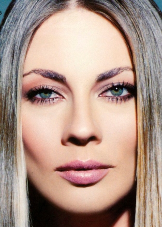 Για τα Μάτια σας Μόνο!