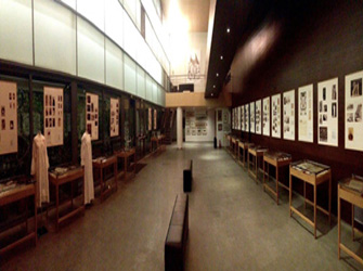 Τέχνη στα ατμοσφαιρικά φουαγιέ των θεάτρων