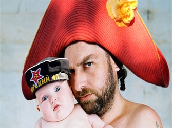 Άγγελος Σπάρταλης: «Από τη Γη στη Σελήνη» και από εκεί στο in.gr