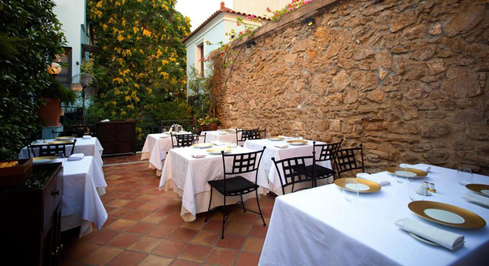 Μια εορταστική βραδιά απόλαυσης από τη Σπονδή και το ρούμι Ron Zacapa