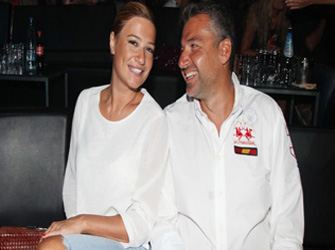 Κοινή πρεμιέρα για τα «Πρωϊνάδικα του Mega και ANT1