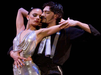 Παθιασμένοι χοροί και συναίσθημα στο «Forever Tango»
