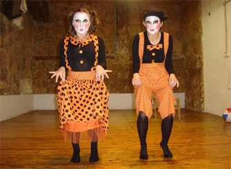 «mikroTHEATRO»: H Tιτίκα και ο Τίμος