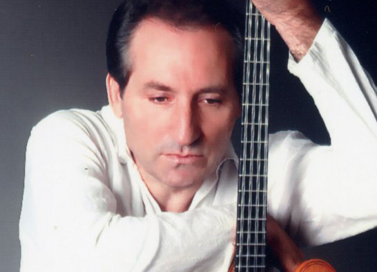 Πασχάλης Τόνιος: «Γράφονται πολύ ωραία πράγματα, απλά δεν ακούγονται»