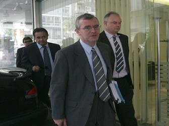 Που το πάει η τρόικα;