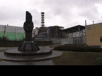 Φουκουσίμα, Τσερνόμπιλ, Ακούγιου