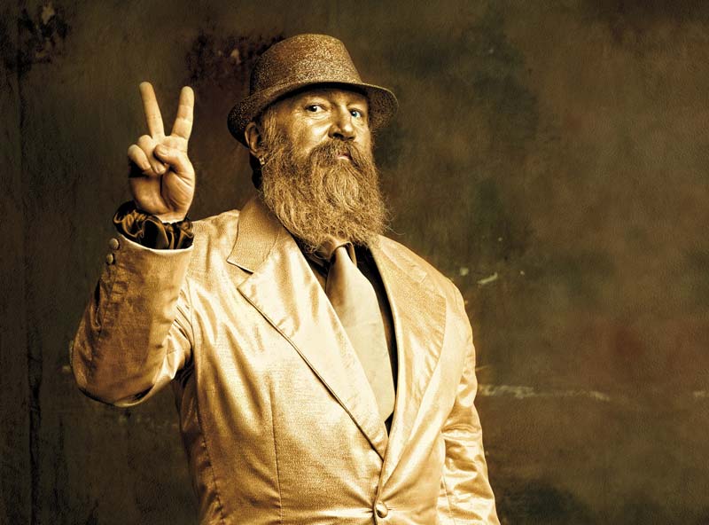 Παράταση εμφανίσεων για τον Τζίμη Πανούση και το «Χωρατόριο 3 σε Ρε Μίζερο»