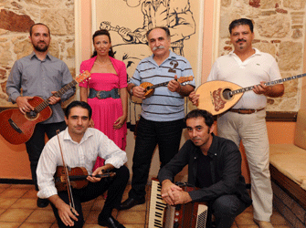 Ρεμπέτικη σύμπραξη στο Τζιβαέρι!