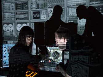 «Στα υπόγεια του BBC» μέσα από την Ντέλια Ντέρμπισάιρ