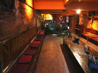 Κι έζησαν αυτοί καλά κι εμείς … μια όπερα