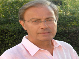 Ο Γιάννης Βακαρέλης συναντά Νέους Σολίστ