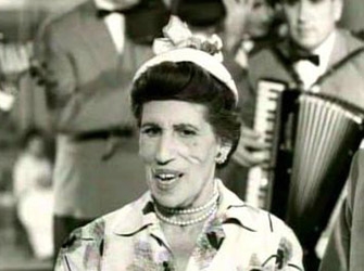 Δημόσια Τηλεόραση: πρεμιέρα με την «Κυρία Δήμαρχο»