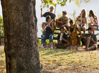 Ενα Μουσικό Χωριό στη Στέγη
