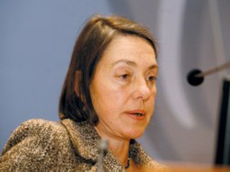 Μιράντα Ξαφά: η επιστροφή στη δραχμή θα ήταν αυτοκτονία