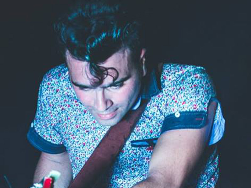 Ο Εlvis… «ζει και βασιλεύει» στο Half Note