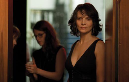 Ζιλιέτ Μπινός: «Ο Ντεπαρντιέ ήθελε να με σκοτώσει»