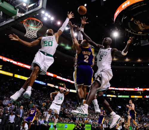 Το πλεονέκτημα έδρας και πάλι στα χέρια των Λέικερς με 91-84