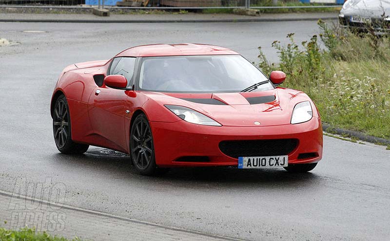 Άτυπη πρεμιέρα για τη Lotus Evora S