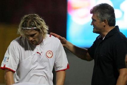 Τον τίμησαν και τους… τίμησε ο Μπρέσκα, 1-0 ο Ολυμπιακός Βόλου τον Πανιώνιο