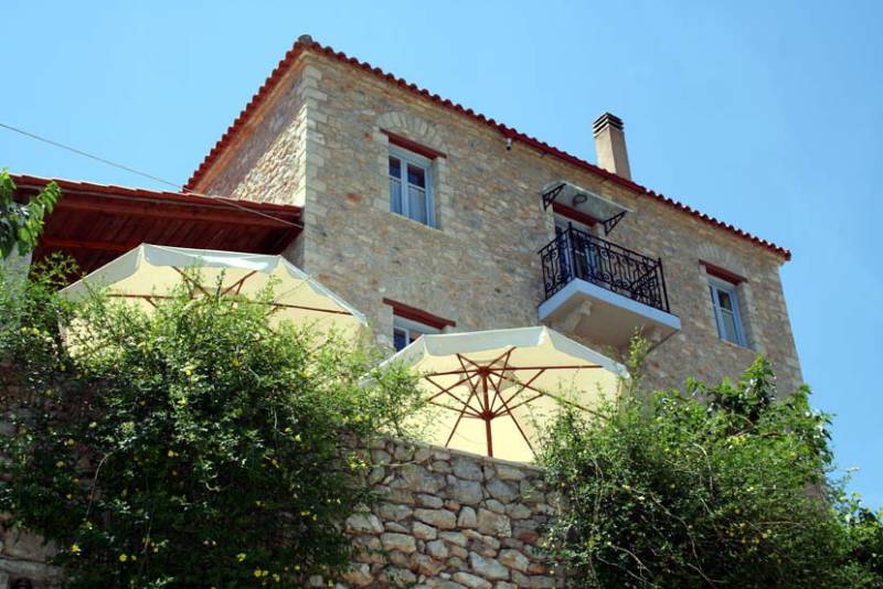 Ο Ξενώνας «Κυριακή» στην Αμφίκλεια