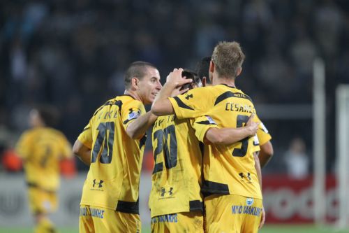 Τουμπ-ΑΡΗΣ-ε το ντέρμπι, «τετράφυλλο τριφύλλι», νίκες για ΑΕΚ και Πανσερραϊκό…