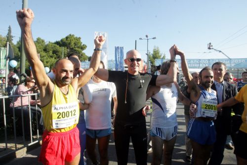 Πάνω από 22.000 δρομείς έλαβαν μέρος στον 28ο Διεθνή Μαραθώνιο Αθηνών