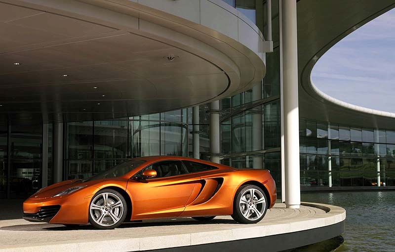 Στα 200.000 ευρώ η τιμή του νέου supercar της McLaren