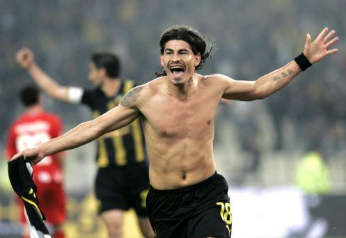 Πάπα Μπούμπα… Μπλάνκο και 1-0 η ΑΕΚ τον Ολυμπιακό