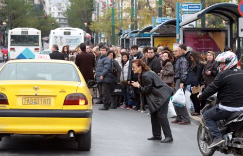 Κυκλοφοριακό έμφραγμα διαρκείας στη χριστουγεννιάτικη Αθήνα