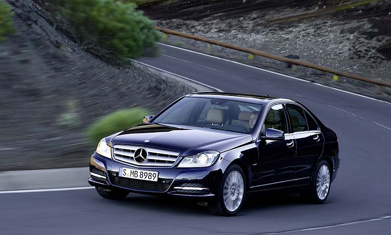 Mercedes-Benz C-Class 2011: Ανανέωση στα σημεία