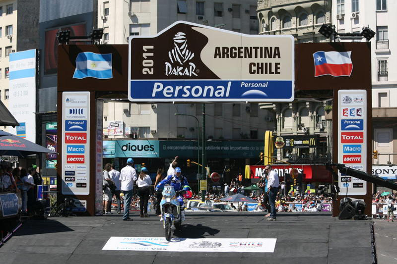 Ράλι Ντακάρ 2011, 1η μέρα: Εκκίνηση με ένα εκατομμύριο θεατές