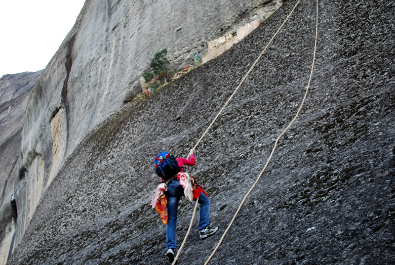 Η Γιορτή του Αγίου Γεωργίου Μανδηλά στο Καστράκι Τρικάλων