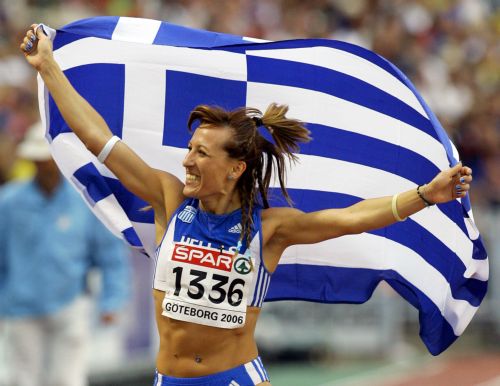 «Θέλουν να αμαυρώσουν το όνομά μου» είπε η Δεβετζή