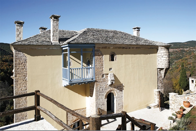 Ο Ξενώνας «Ο Πύργος του Μαραθιά» στην Ευρυτανία