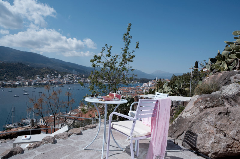 Ο Ξενώνας «Λημέρι» στον Πόρο